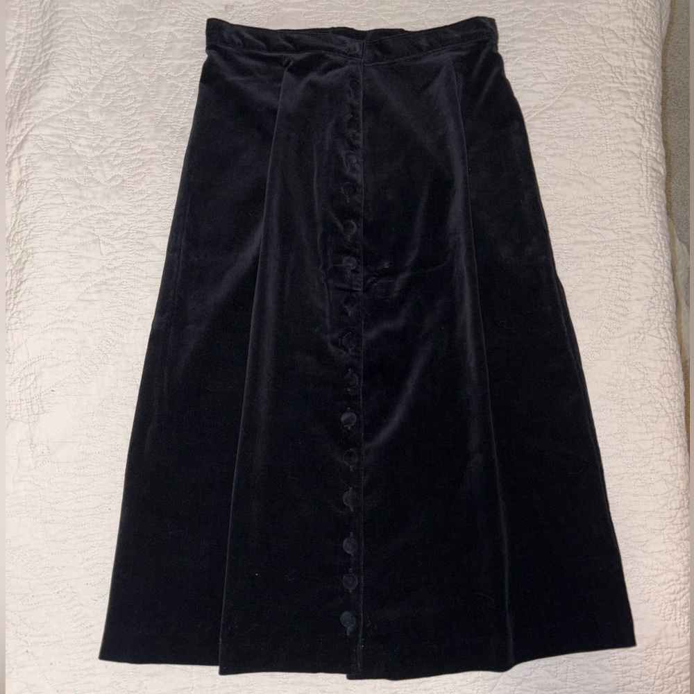 Vintage Black Buttoned Velvet Skirt